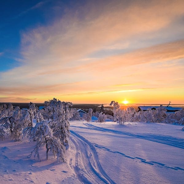 Lappland mit Kids: Winterzauber & Rentier-Safari